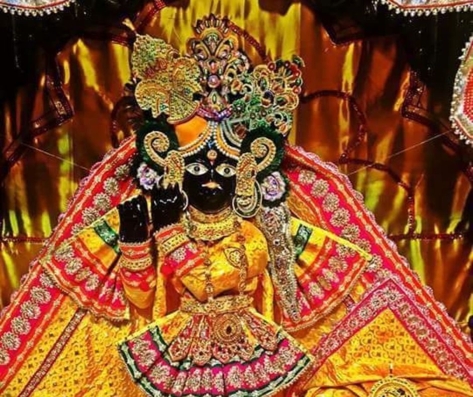 Banke Bihari Temple Vrindavan: एक बार बिहारी जी बुला लें, फिर लौटने का मन नहीं करता